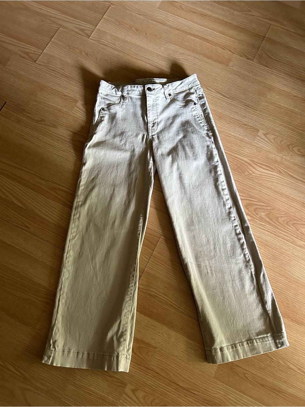 Frye and Co. Beige Denim Wide Leg Jeans Women’s 10